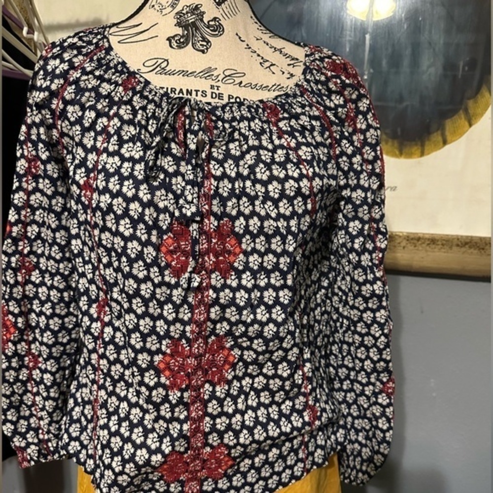 J crew boho blouse. Euc. Measures as small LABELED OOP